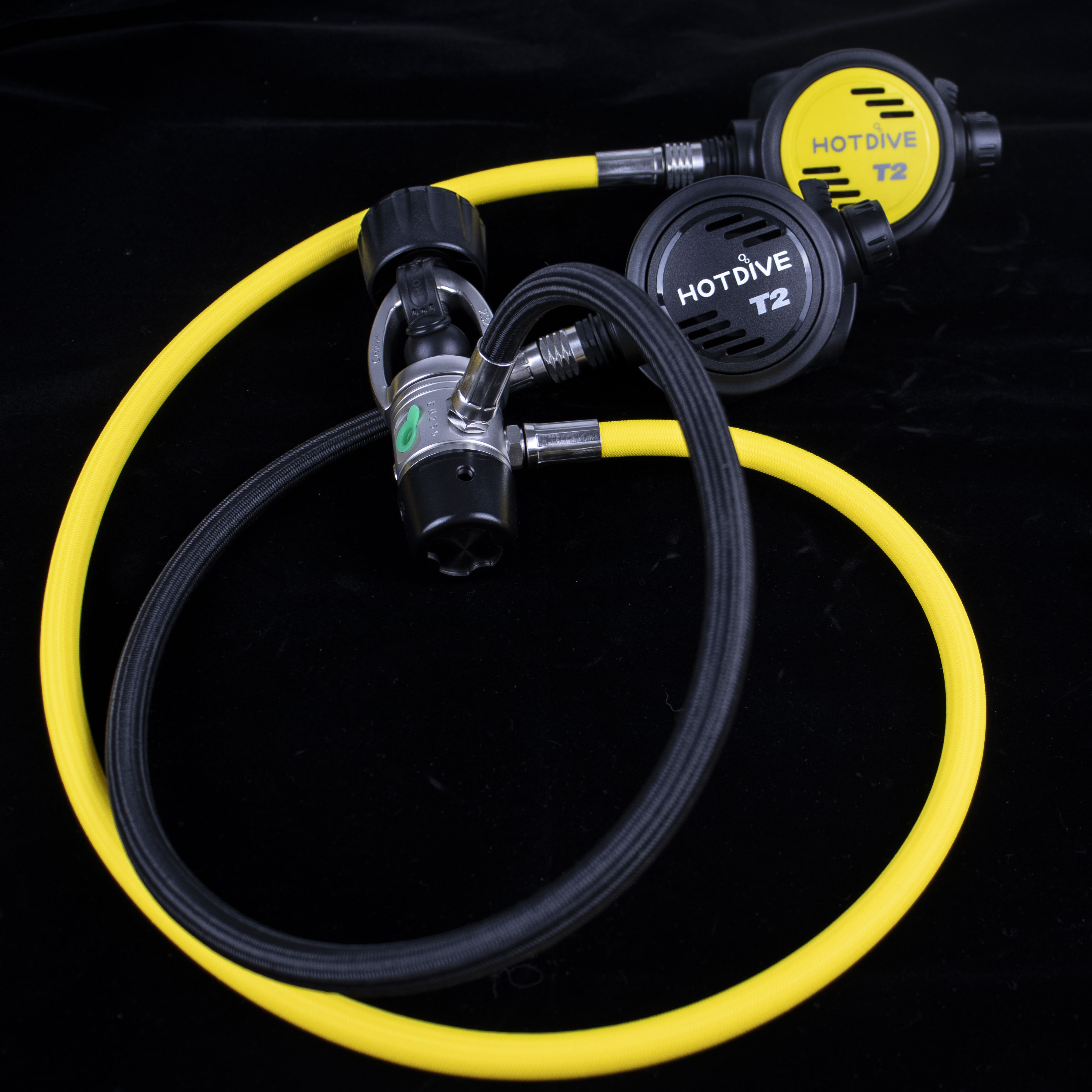 ST1 scuba regulator set